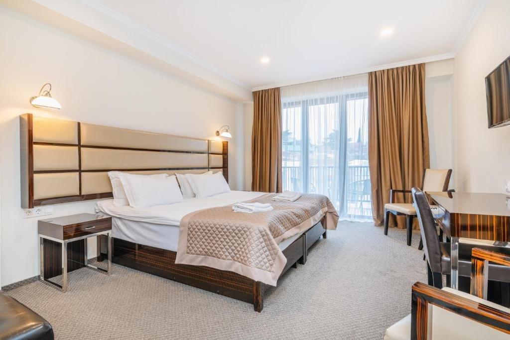 טביליסי Hotel Genio מראה חיצוני תמונה