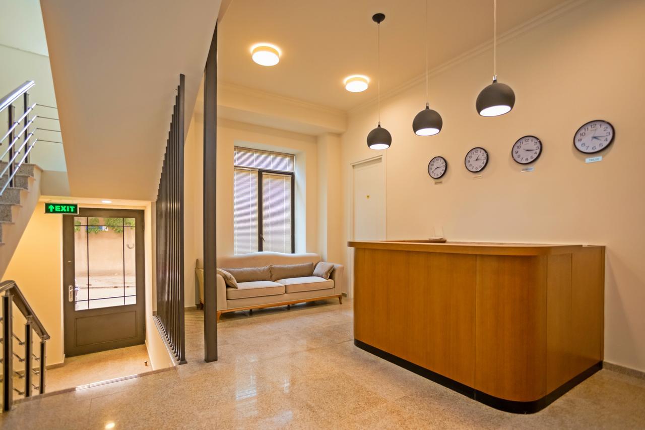 טביליסי Hotel Genio מראה חיצוני תמונה